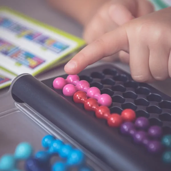 IUVI Games - Smart Games IQ Fit (PL) (396623) - zdjęcie 4