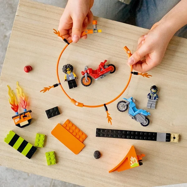 LEGO - City Konkurs kaskaderski (60299) - zdjęcie 3