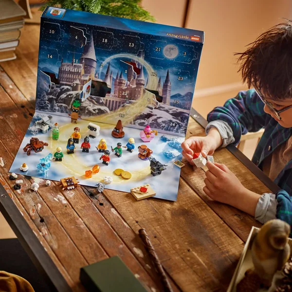 LEGO - Harry Potter Kalendarz adwentowy na 2025 rok (76456) - zdjęcie 3